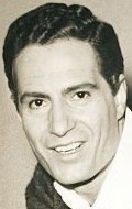 Full Nino Manfredi filmography who acted in the movie A cavallo della tigre.