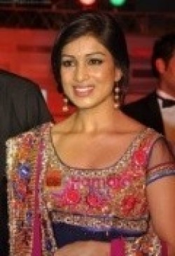 Full Pallavi Sharda filmography who acted in the movie Besharam.