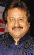 Full Pankaj Udhas filmography who acted in the movie Dil Aashna Hai (...The Heart Knows).