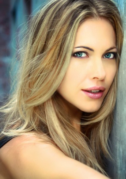 Full Pascale Hutton filmography who acted in the movie Ginger Snaps: Unleashed.