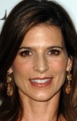 Full Perrey Reeves filmography who acted in the movie The Suburbans.