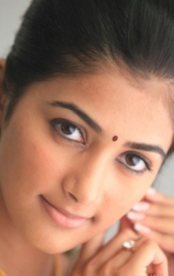 Full Pooja Hegde filmography who acted in the movie Mohenjo Daro.