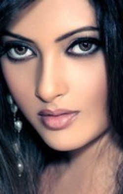 Full Riya Sen filmography who acted in the movie Paying Guests.