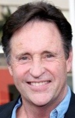 Full Robert Hays filmography who acted in the movie I'll Be Home for Christmas.
