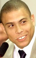 Full Ronaldo filmography who acted in the movie La peau du foot.