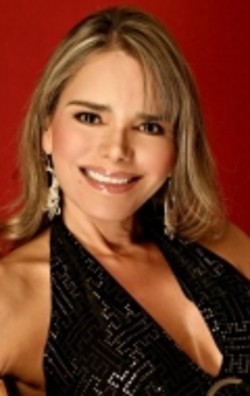 Full Roxana Chavez filmography who acted in the movie Cazador de demonios.