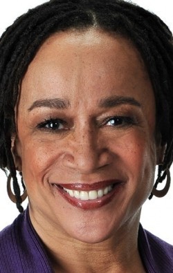 Full S. Epatha Merkerson filmography who acted in the movie The Six Wives of Henry Lefay.