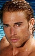 Full Sebastian Rulli filmography who acted in the movie Tres.