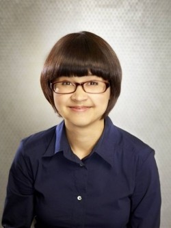 Full Charlyne Yi filmography who acted in the movie Knocked Up.