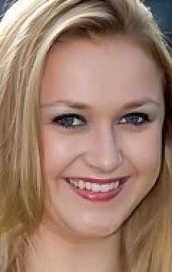 Full Skye McCole Bartusiak filmography who acted in the movie Wild About Harry.