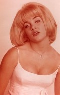 Full Sue Lyon filmography who acted in the movie Evel Knievel.