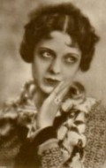 Full Suzy Vernon filmography who acted in the movie Le chanteur de Seville.