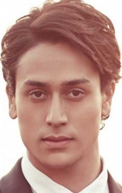 Full Tiger Shroff filmography who acted in the movie Baaghi.