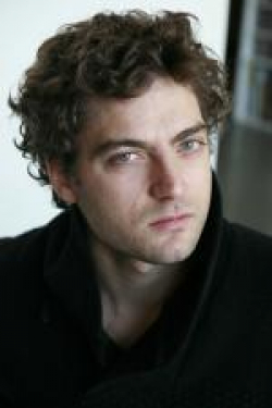 Full Timur Isik filmography who acted in the movie Smaragdgrün.