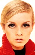 Full Twiggy filmography who acted in the movie Club Paradise.