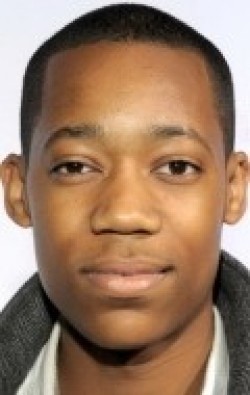 Full Tyler James Williams filmography who acted in the movie Unaccompanied Minors.