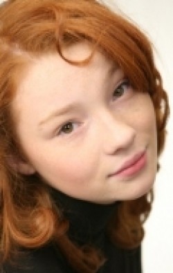 Full Valeriya Dmitrieva filmography who acted in the movie Jena po sovmestitelstvu.