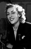 Full Vera Lynn filmography who acted in the movie We'll Meet Again.