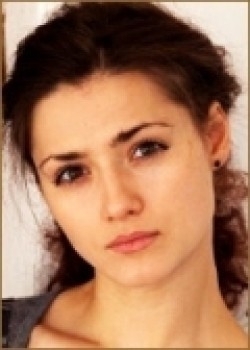 Full Veronika Plyashkevich filmography who acted in the movie Odinokiy ostrov.