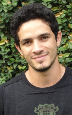 Full Vinicius de Oliveira filmography who acted in the movie Assalto ao Banco Central.