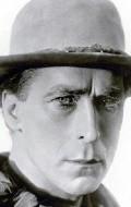 Full William S. Hart filmography who acted in the movie The Great Chase.