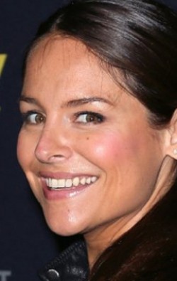 Full Yara Martinez filmography who acted in the movie A Walk in My Shoes.
