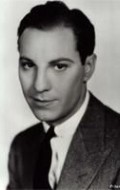 Full Zeppo Marx filmography who acted in the movie A Kiss in the Dark.