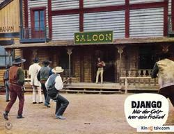 Django spara per primo photo from the set.