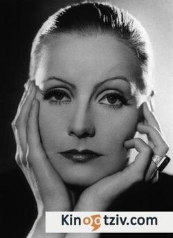 Garbo photo from the set.