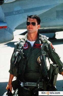 Top Gun photo from the set.