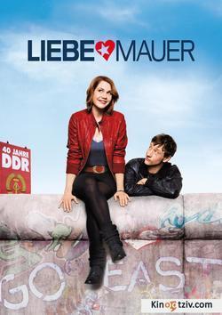 Liebe Mauer photo from the set.