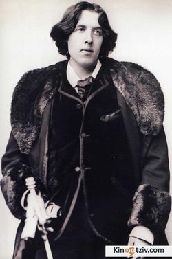 Oscar Wilde photo from the set.