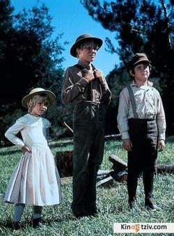 The Apple Dumpling Gang photo from the set.