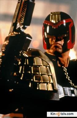 Judge Dredd photo from the set.