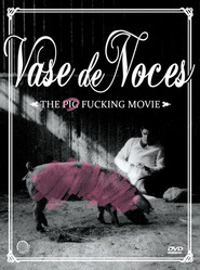 Vase de noces is similar to Nico the Unicorn.