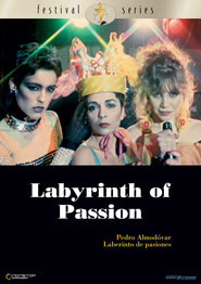 Laberinto de pasiones is similar to Society em Baby-Doll.