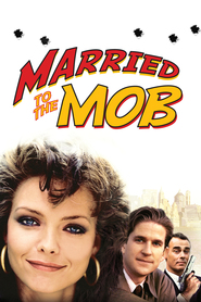 Married to the Mob is similar to Die Welt ohne Maske.
