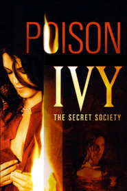 Poison Ivy: The Secret Society is similar to Je sais rien, mais je dirai tout.