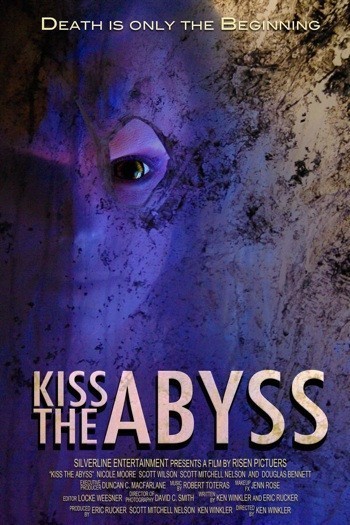 Kiss the Abyss is similar to Kik azok a zoldek...?.