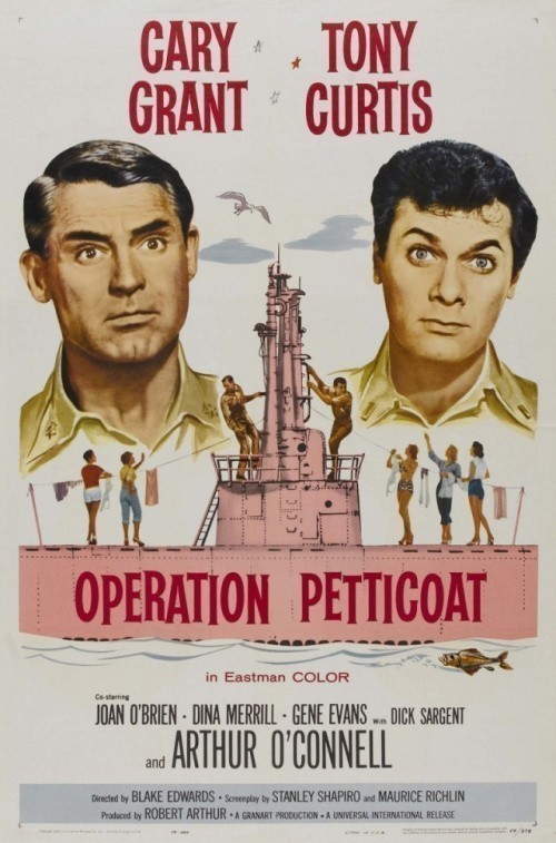 Operation Petticoat is similar to Les femmes... ou les enfants d'abord....