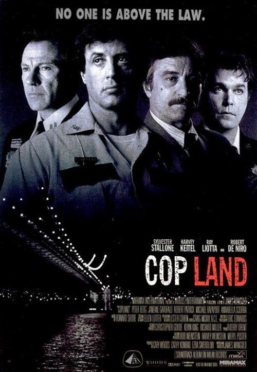 Cop Land is similar to La ciudad de cristal.