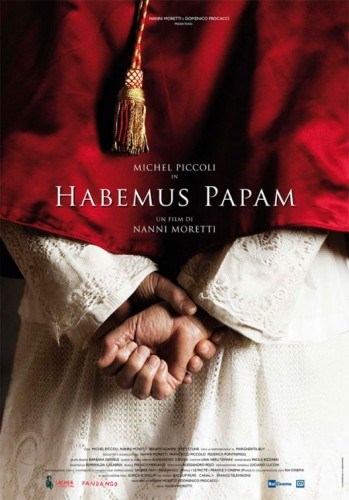 Habemus Papam is similar to Yo solo miro.